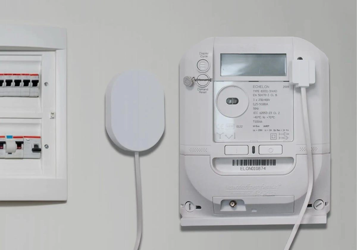 A frient device attached to a energy meter